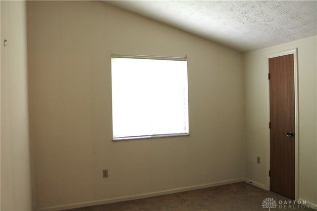 174 Candle Court, Englewood, OH 45322