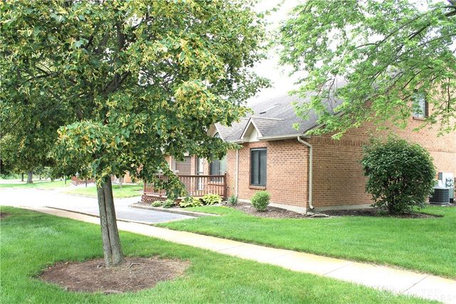 174 Candle Court, Englewood, OH 45322