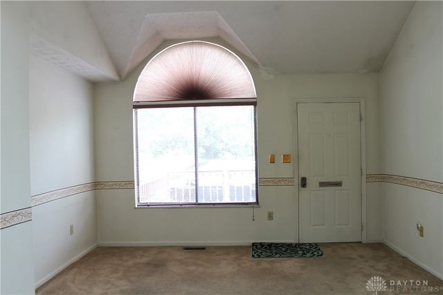 174 Candle Court, Englewood, OH 45322