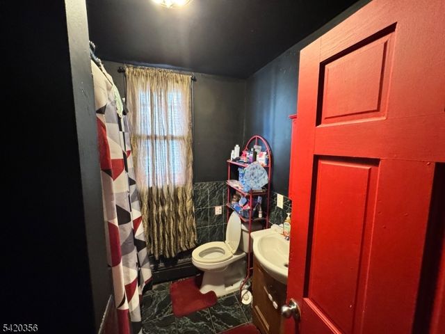 217 Lawrence St, Paterson City, NJ 07501