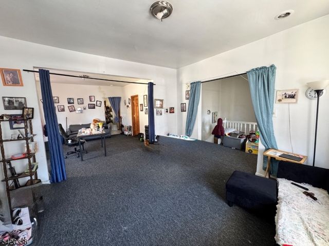 217 Lawrence St, Paterson City, NJ 07501