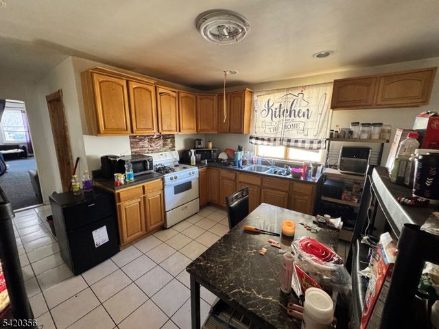 217 Lawrence St, Paterson City, NJ 07501