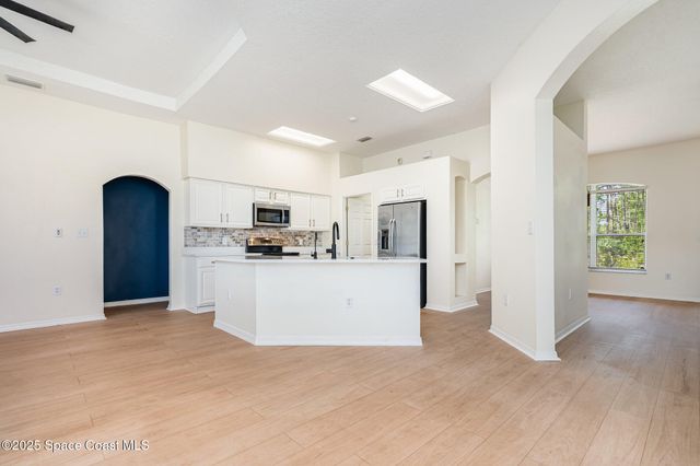 3197 Slama Avenue SE, Palm Bay, FL 32909