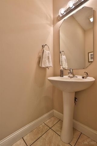 2961 Parkwood Drive, Troy, OH 45373