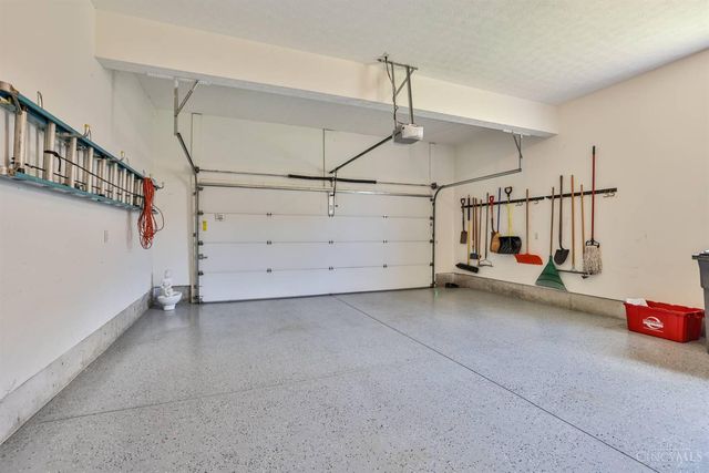 2961 Parkwood Drive, Troy, OH 45373