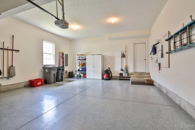 2961 Parkwood Drive, Troy, OH 45373