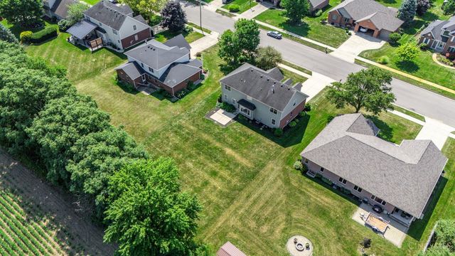 2961 Parkwood Drive, Troy, OH 45373
