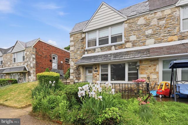 1928 GOODNAW ST, Philadelphia, PA 19115