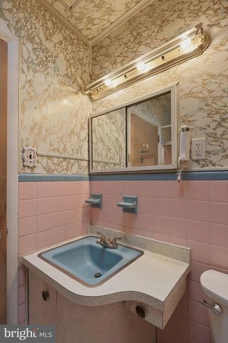 1928 GOODNAW ST, Philadelphia, PA 19115