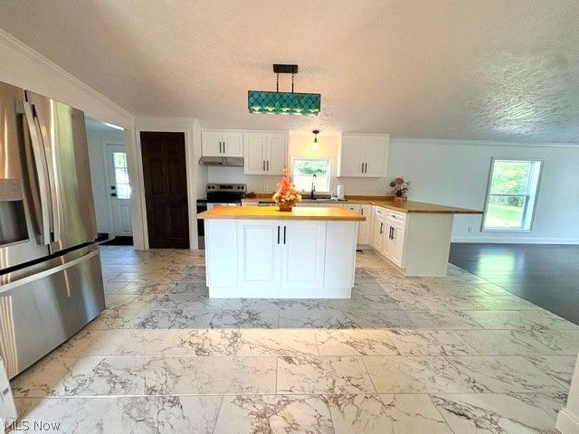 47415 B Metz Road, New Waterford, OH 44445