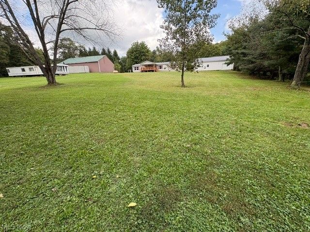 47415 B Metz Road, New Waterford, OH 44445