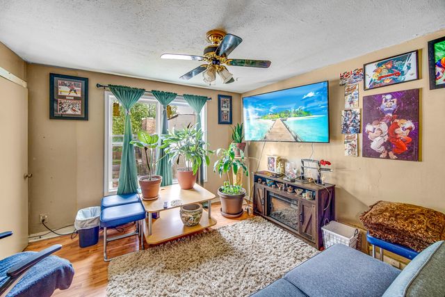 6752 S Peoria Street, Chicago, IL 60621