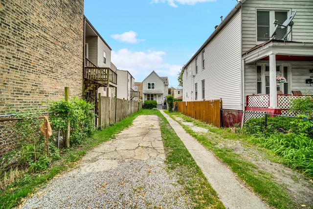 6752 S Peoria Street, Chicago, IL 60621