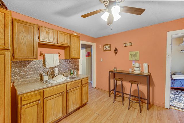 6752 S Peoria Street, Chicago, IL 60621