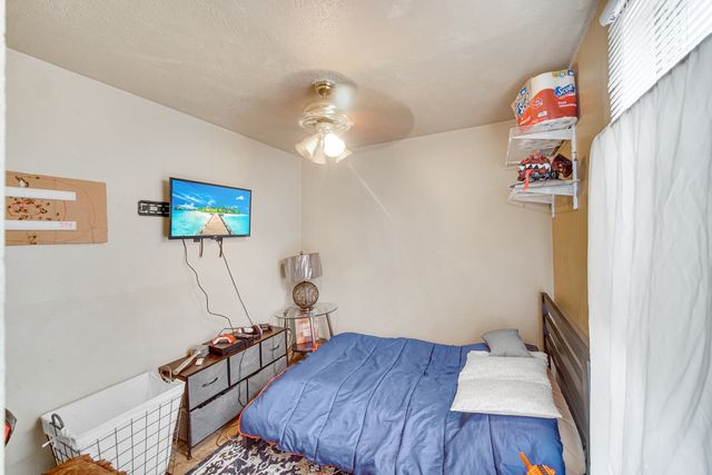 6752 S Peoria Street, Chicago, IL 60621