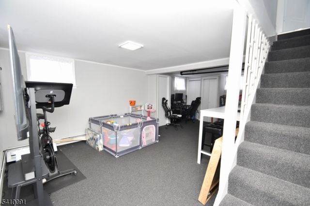 30 Woodside Ave, Haledon Boro, NJ 07508