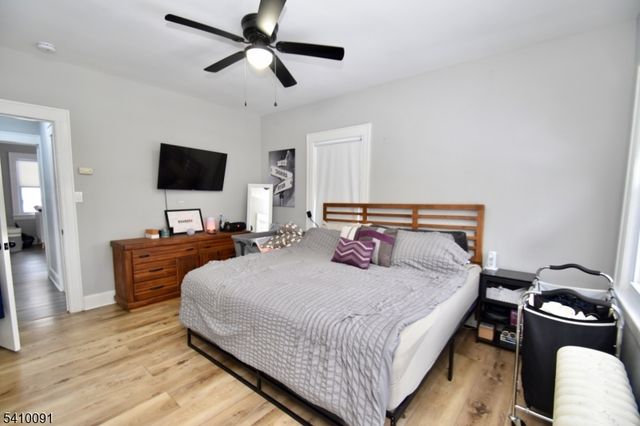 30 Woodside Ave, Haledon Boro, NJ 07508