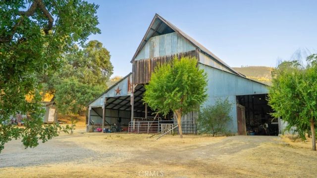 47069 Crump Lane, Coalinga, CA 93210