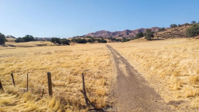 47069 Crump Lane, Coalinga, CA 93210