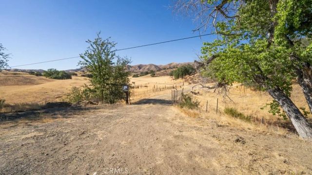 47069 Crump Lane, Coalinga, CA 93210