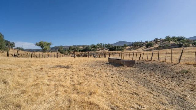 47069 Crump Lane, Coalinga, CA 93210