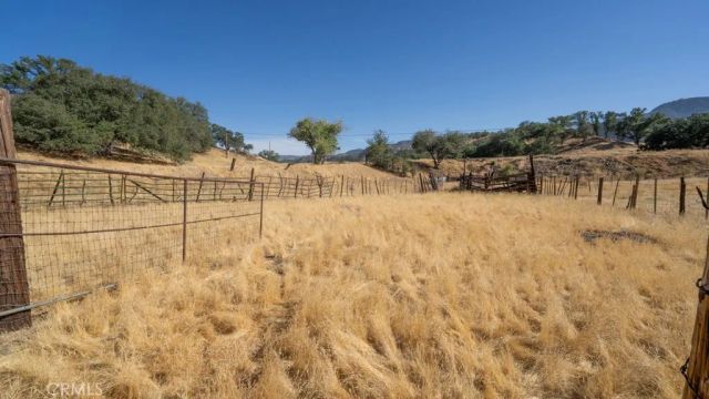 47069 Crump Lane, Coalinga, CA 93210