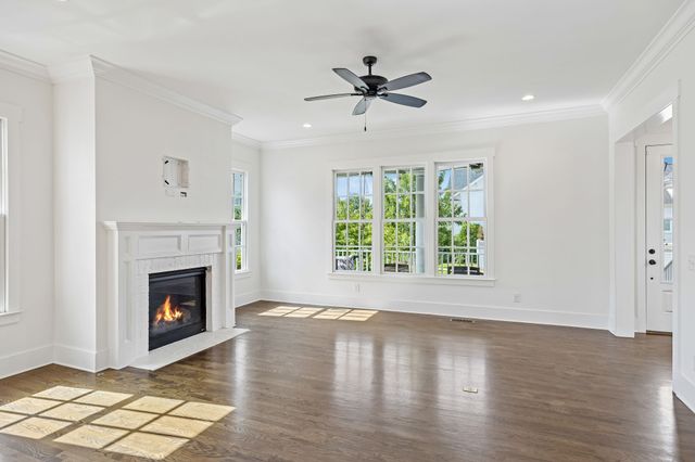 6037 Donovan St, Franklin, TN 37064