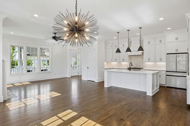 6037 Donovan St, Franklin, TN 37064