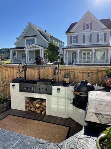 6037 Donovan St, Franklin, TN 37064