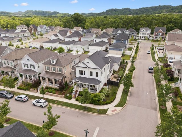 6037 Donovan St, Franklin, TN 37064