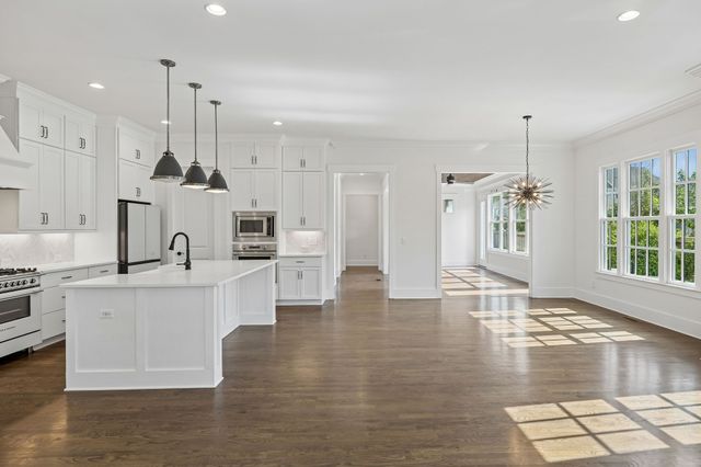 6037 Donovan St, Franklin, TN 37064