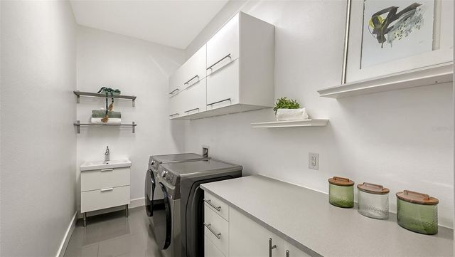 2215 DATURA STREET, Sarasota, FL 34239