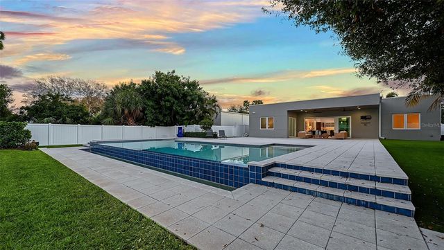 2215 DATURA STREET, Sarasota, FL 34239