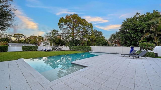 2215 DATURA STREET, Sarasota, FL 34239