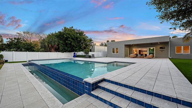 2215 DATURA STREET, Sarasota, FL 34239