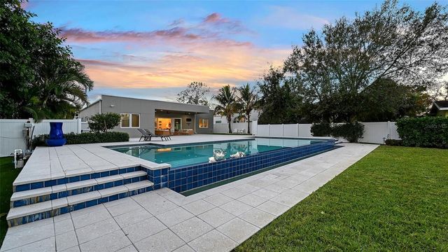 2215 DATURA STREET, Sarasota, FL 34239