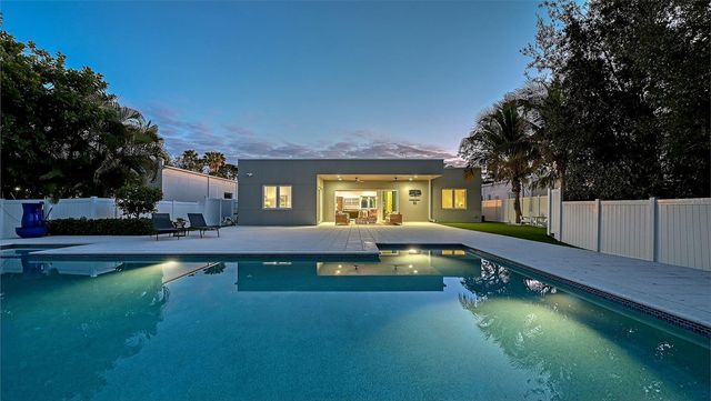 2215 DATURA STREET, Sarasota, FL 34239