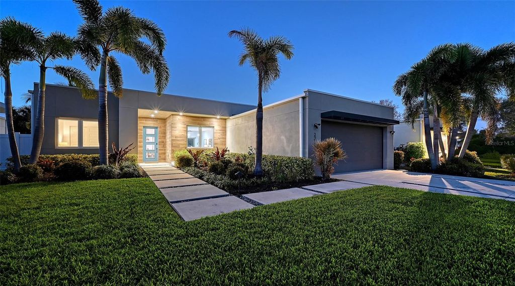 2215 DATURA STREET, Sarasota, FL 34239