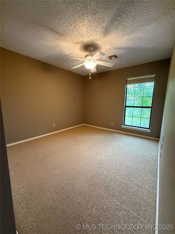2802 Georgia, Muskogee, OK 74403