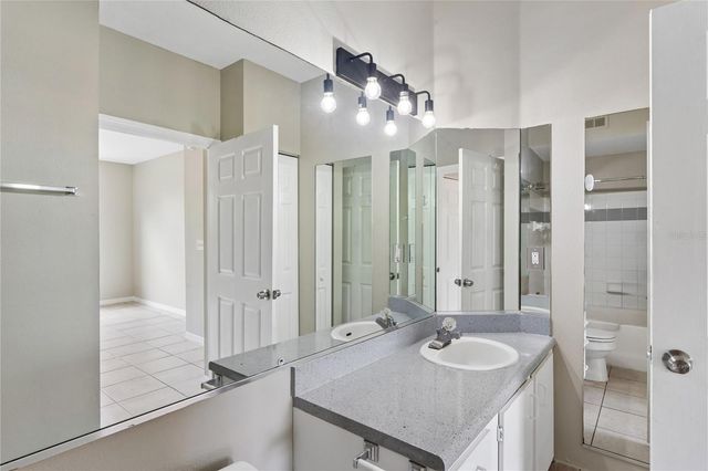 5618 PINNACLE HEIGHTS CIRCLE 309, Tampa, FL 33624