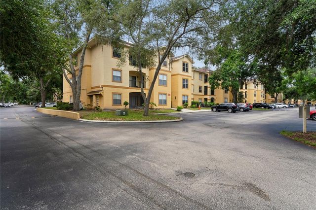 5618 PINNACLE HEIGHTS CIRCLE 309, Tampa, FL 33624