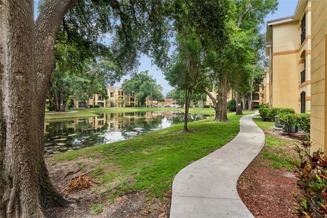 5618 PINNACLE HEIGHTS CIRCLE 309, Tampa, FL 33624