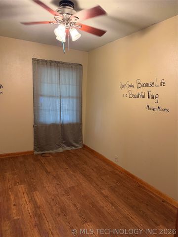 306 NE 4th, Wilburton, OK 74578
