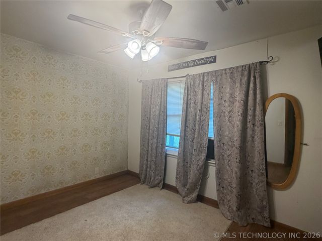 306 NE 4th, Wilburton, OK 74578