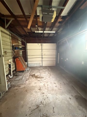 306 NE 4th, Wilburton, OK 74578