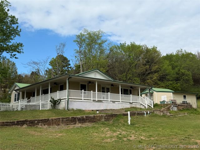 306 NE 4th, Wilburton, OK 74578