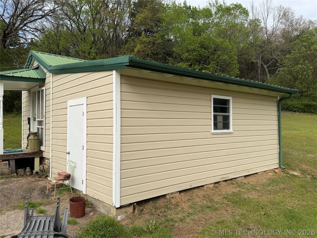 306 NE 4th, Wilburton, OK 74578