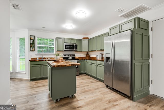 416 Deals Circle S, Woodbine, GA 31569