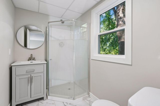 15001 Oakland Avenue S, Burnsville, MN 55306