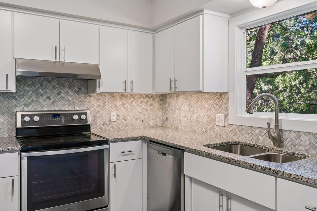 15001 Oakland Avenue S, Burnsville, MN 55306 — photo 5